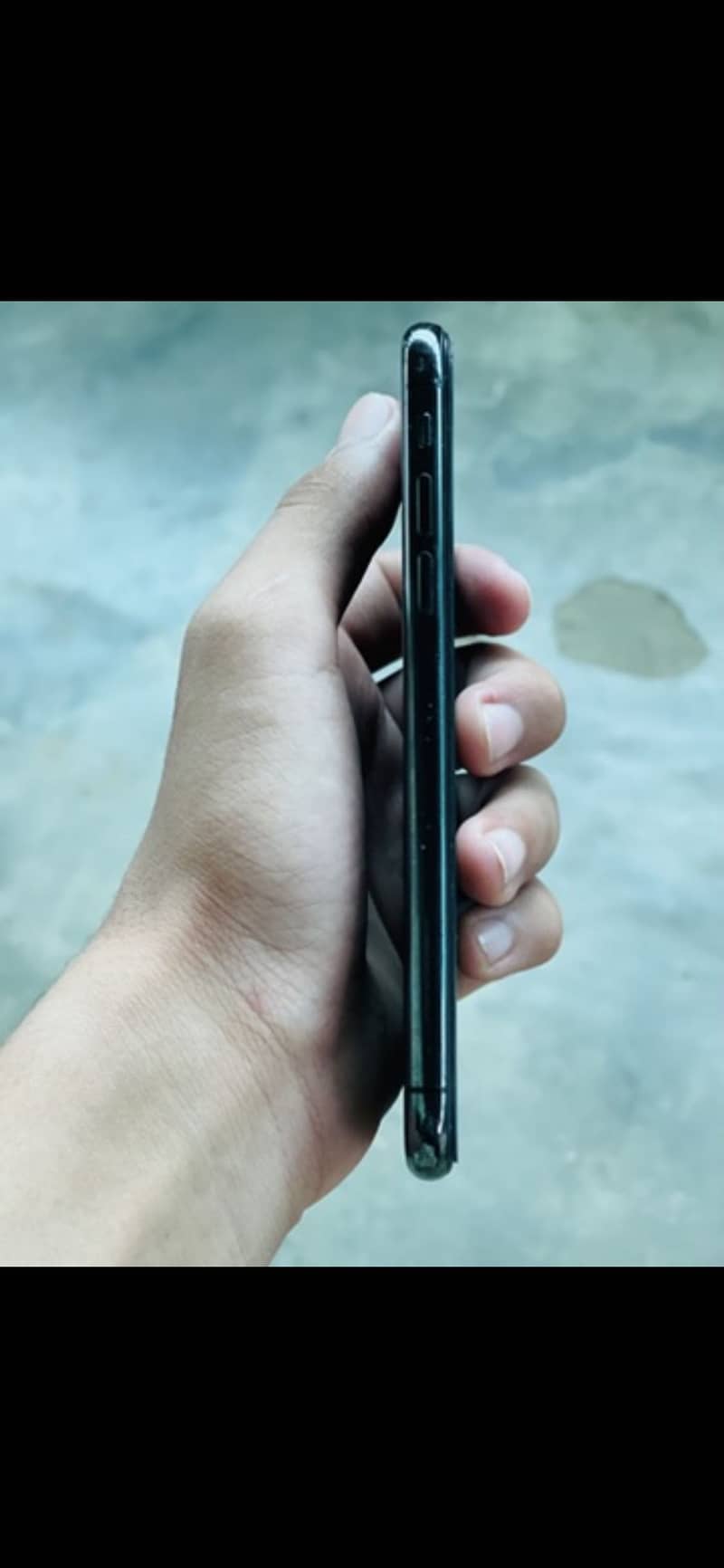 Apple iPhone XS 3