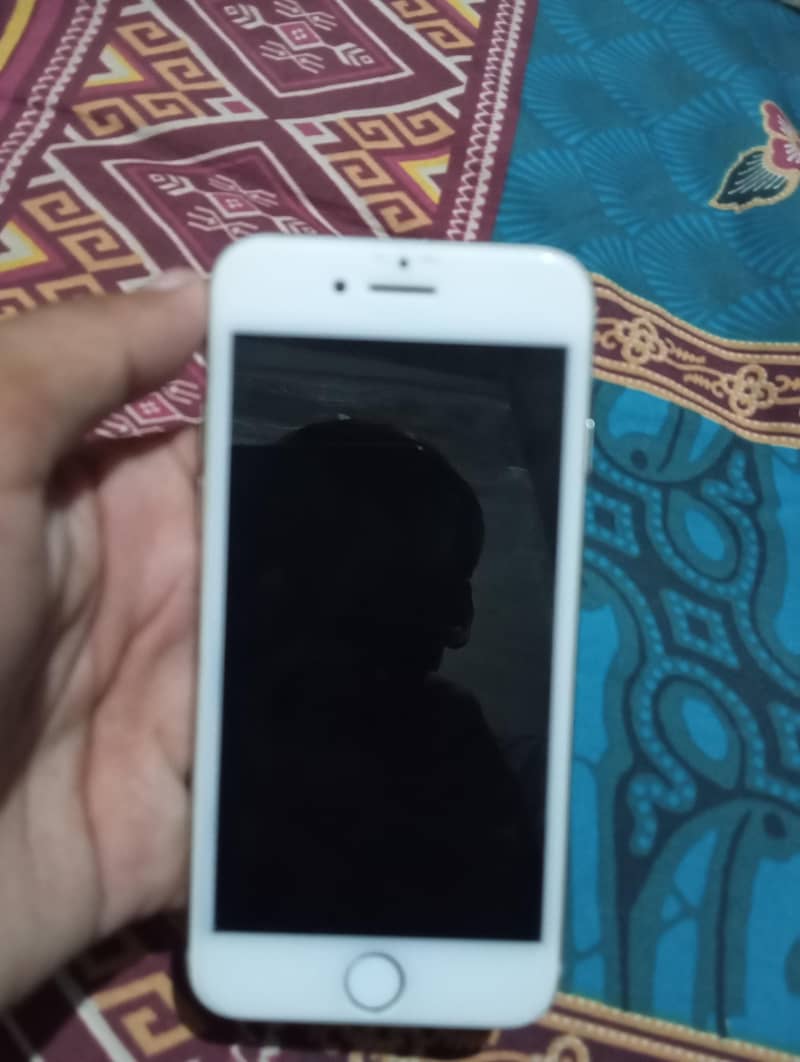 Apple iPhone 8 2