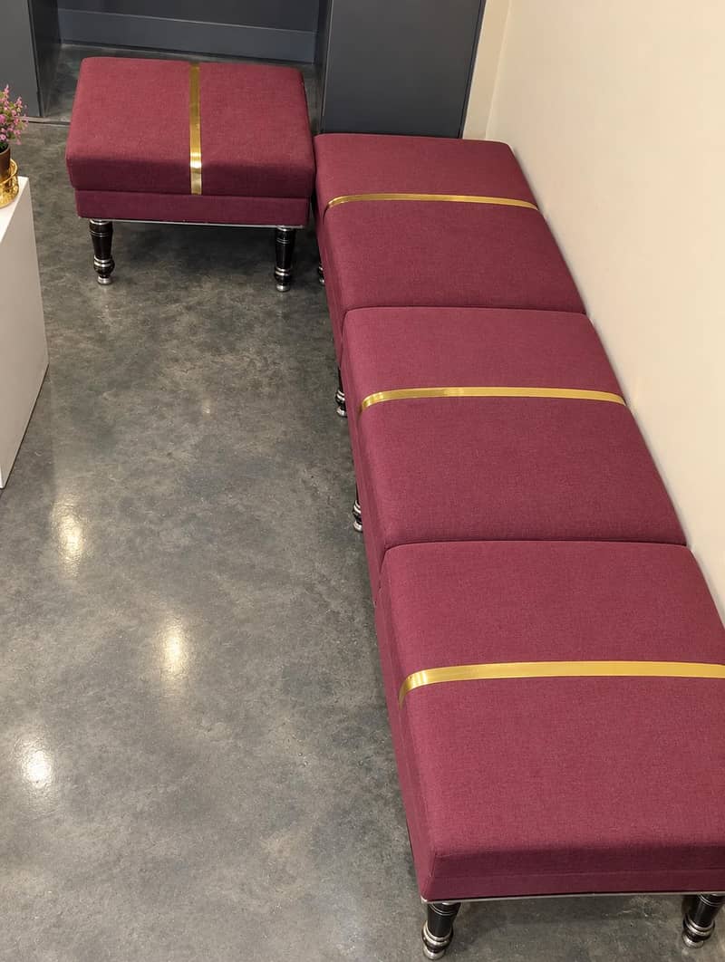 4 pees sofa 0