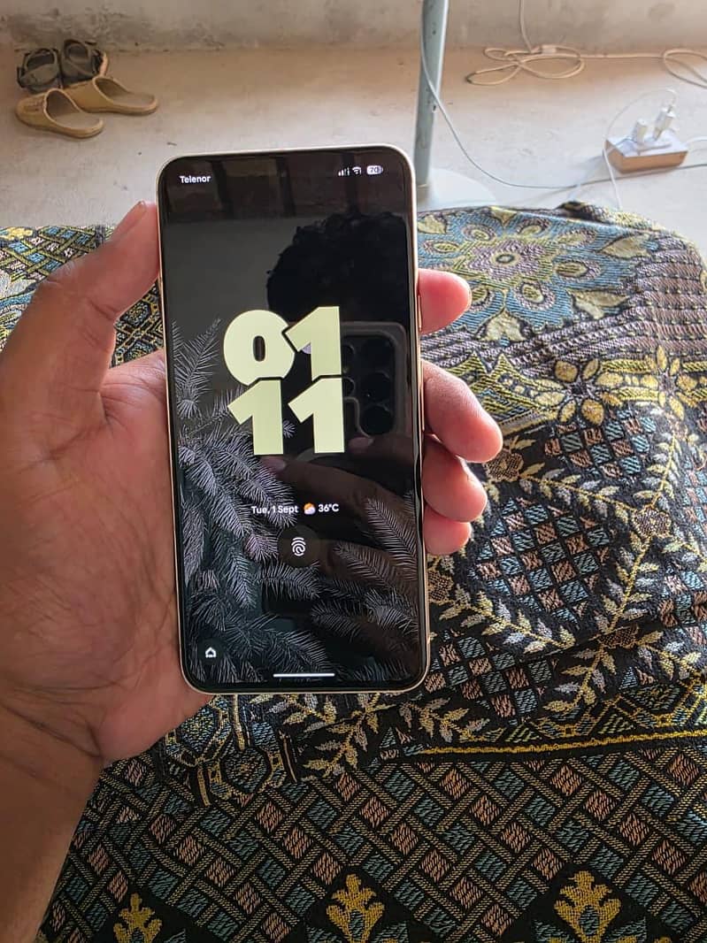 Google Pixel 8 1