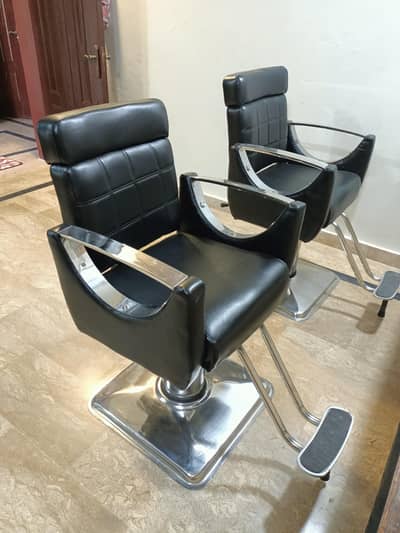Salon Chairs for sale both each price 25k
