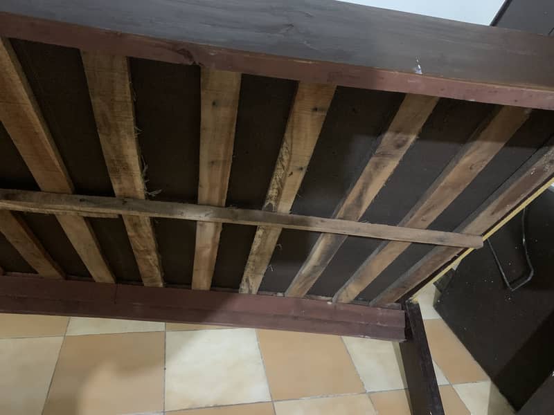 Single bed ( Pair ) 2
