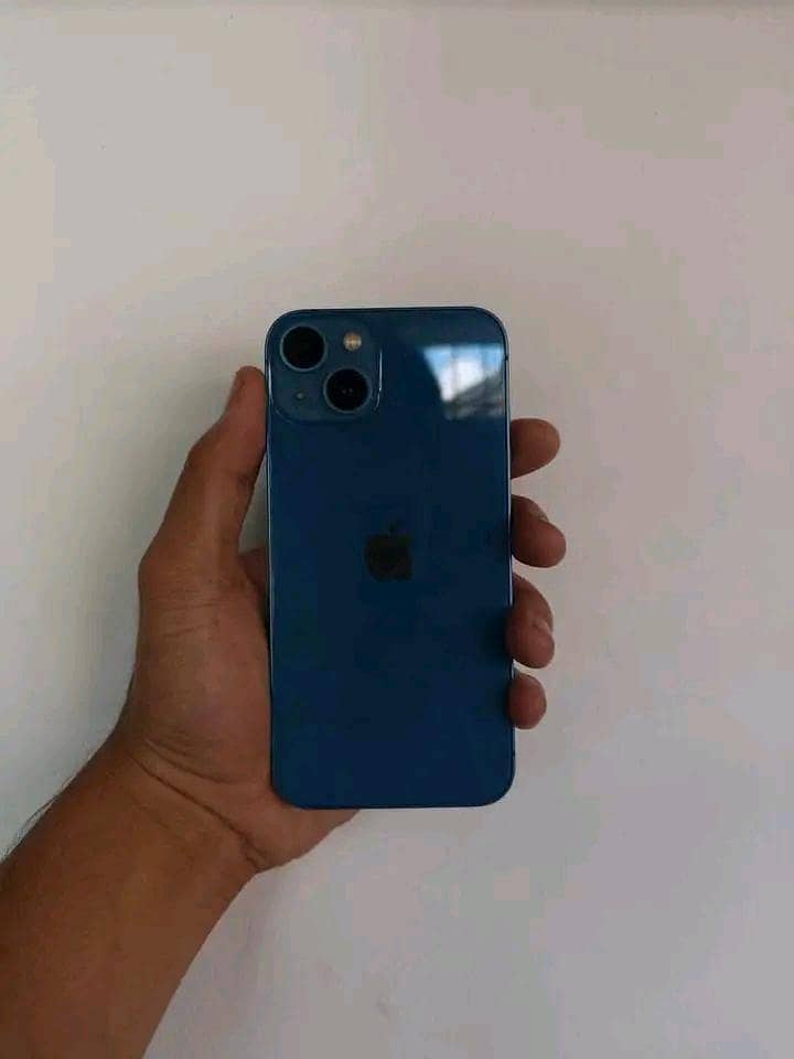 Apple iPhone 13 1
