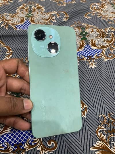 Tecno Spark Go 1