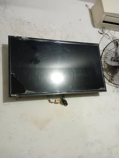 L E D 40 inch all ok chaina k Android
