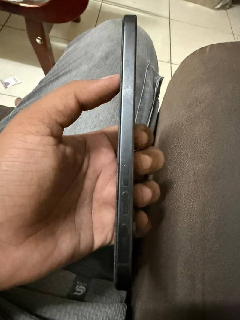 Iphone 15 pro max 2