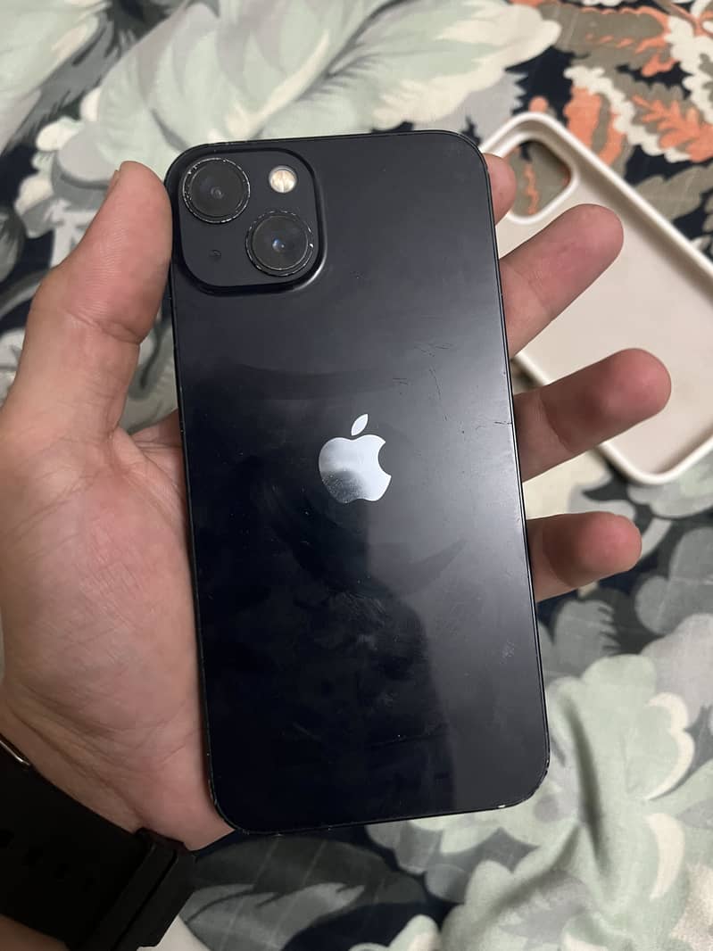 Apple iPhone 13 2