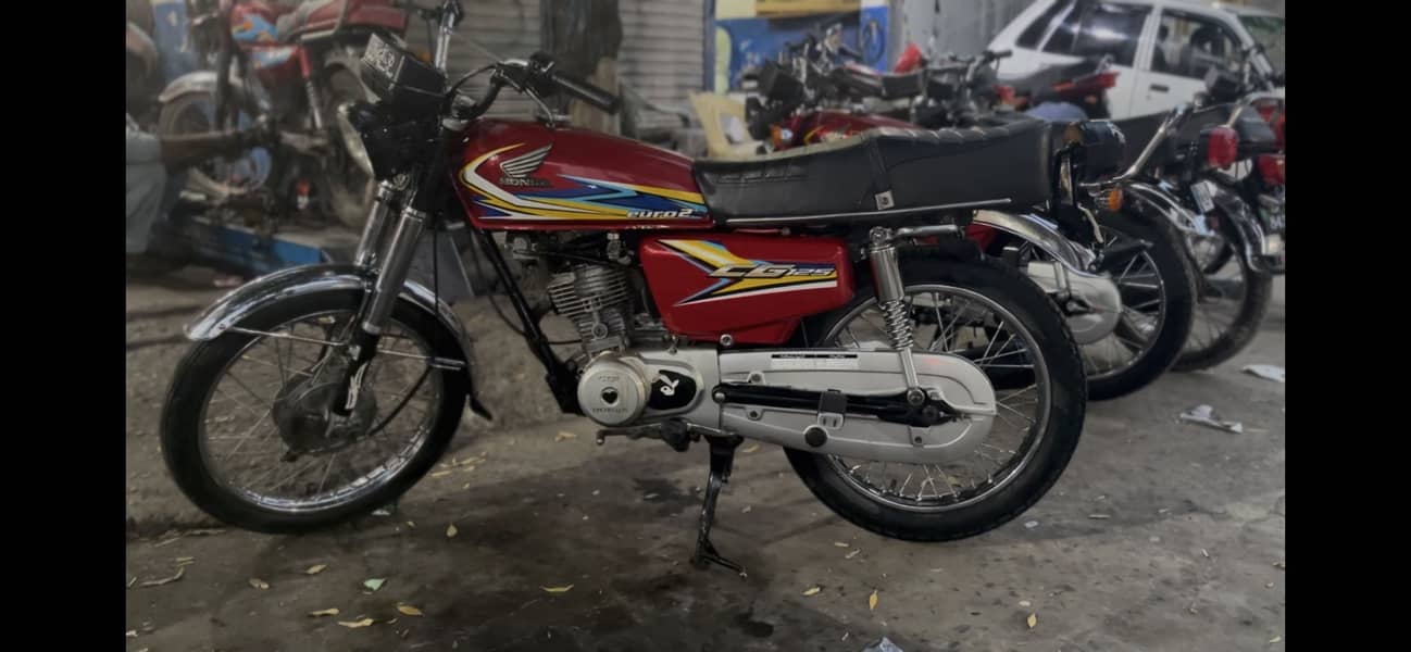 2016 Model 125 2
