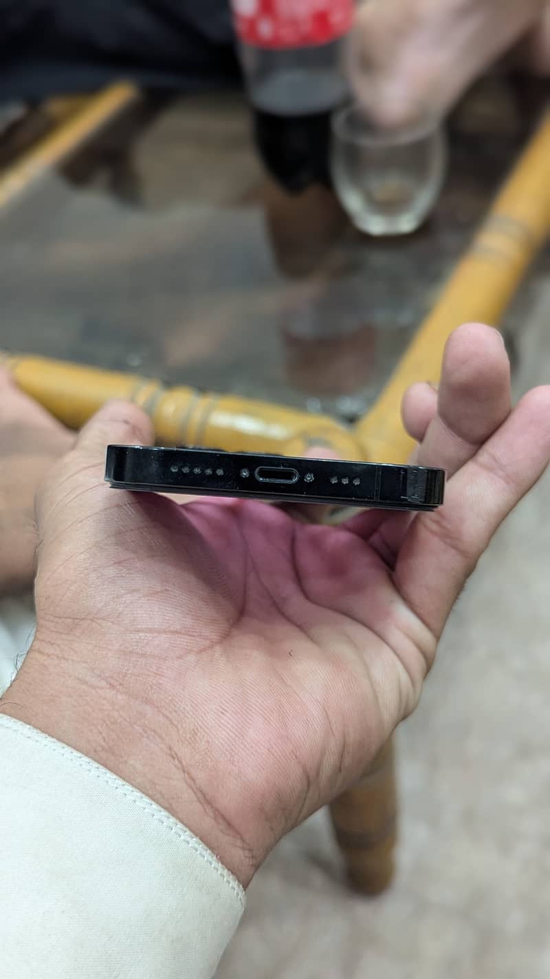 Apple iPhone 14 Pro 2