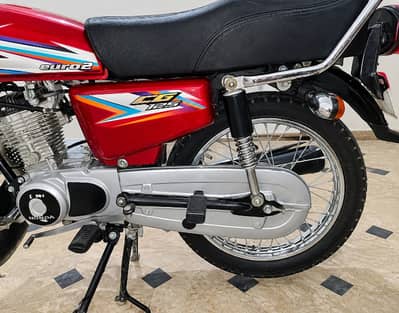 2016 model honda 125 total genuine. Price 1,20,000