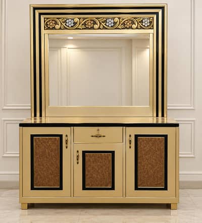 Luxury Furniture, Wooden Bed, Furniture Set, Bed Dressing Almari