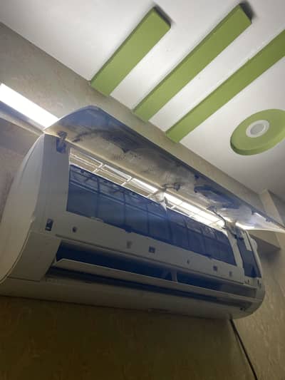 Haier 1 Ton AC with Original Remote – Excellent Condition