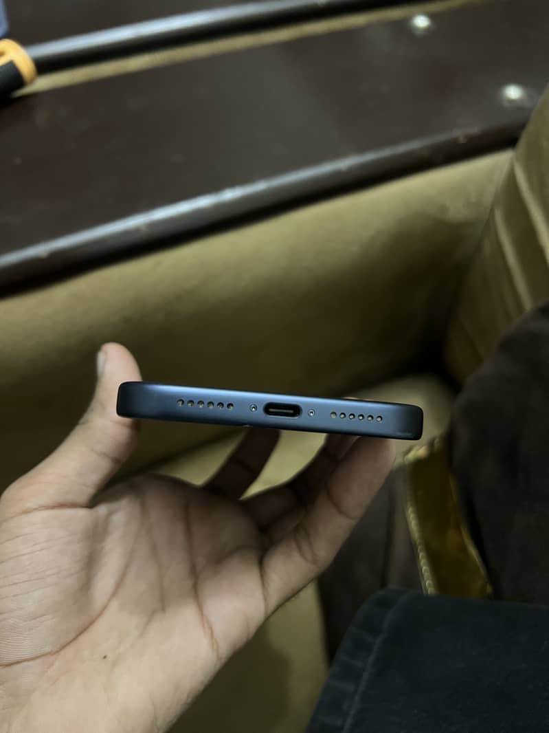 Apple iPhone 17 Pro Max 1