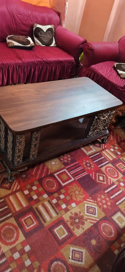 New table just month hva hai liye hve