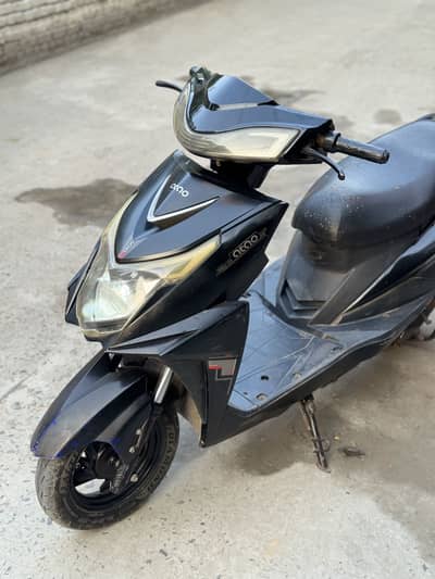 JOLTA ELECTRIC SCOOTER