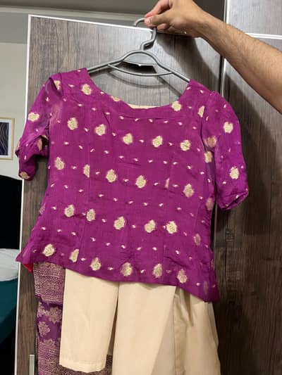 Saree size small