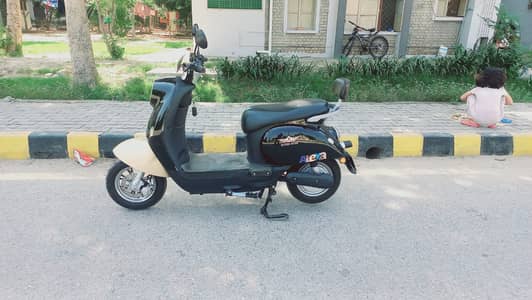 Electric Scooty | Electric Bike | Elecyric Motorcycle For Sale in Exce