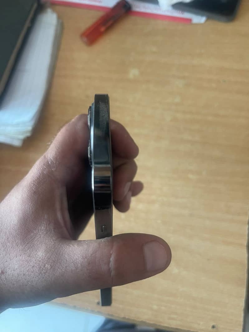 Apple iPhone 13 Pro 7