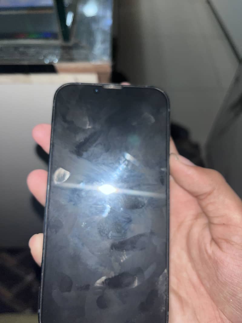 Apple iPhone 13 3