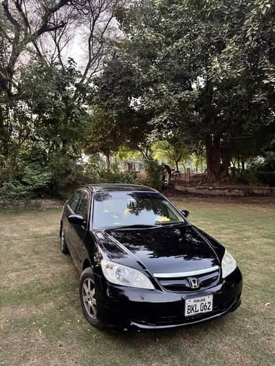 Honda Civic 2005 Model 1.6 Menuel Car For Sale