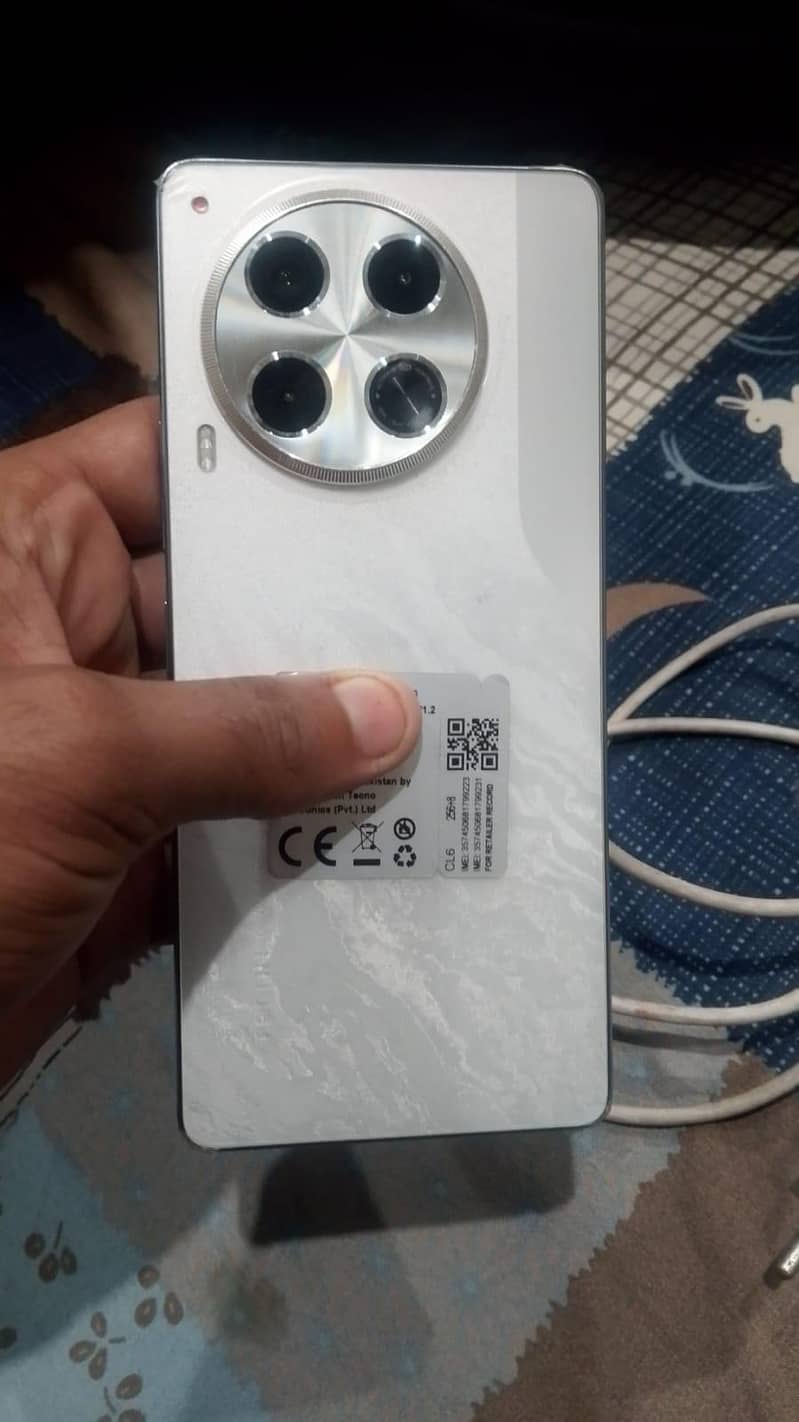 Tecno CAMON 30 1