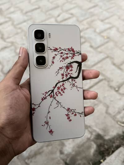 Infinix hot 60i 6gb ram 128gb rom with full box