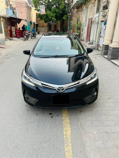 Toyota Corolla Altis Grande 2017