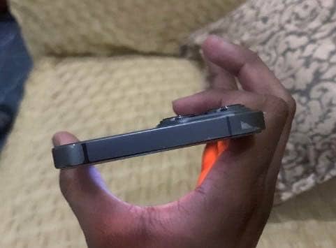 Apple iPhone 13 Pro Max 2