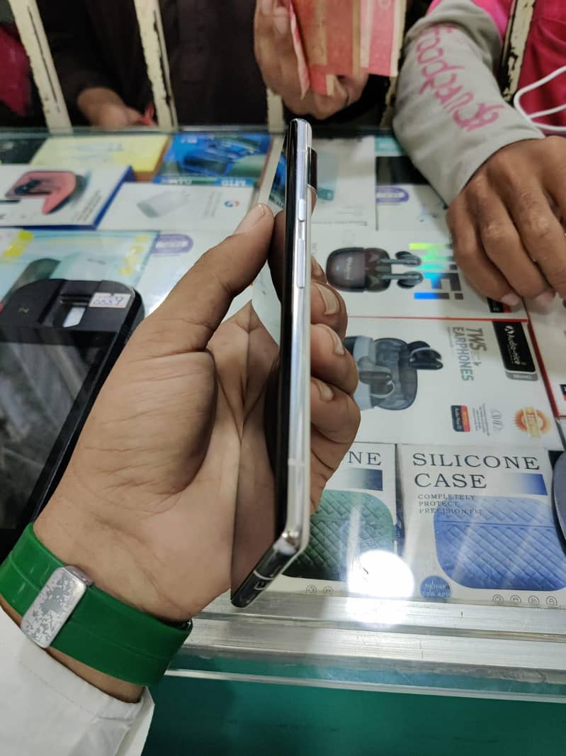 Google Pixel 6 Pro 9