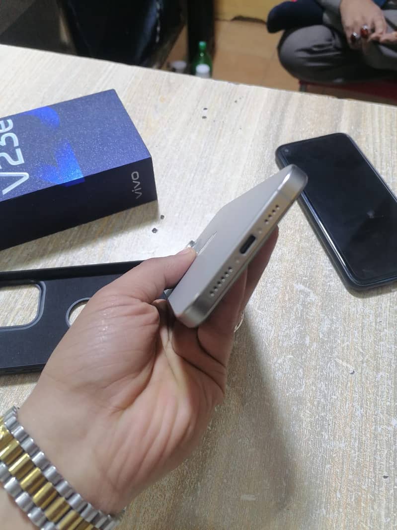 iphone 15 pro max 5
