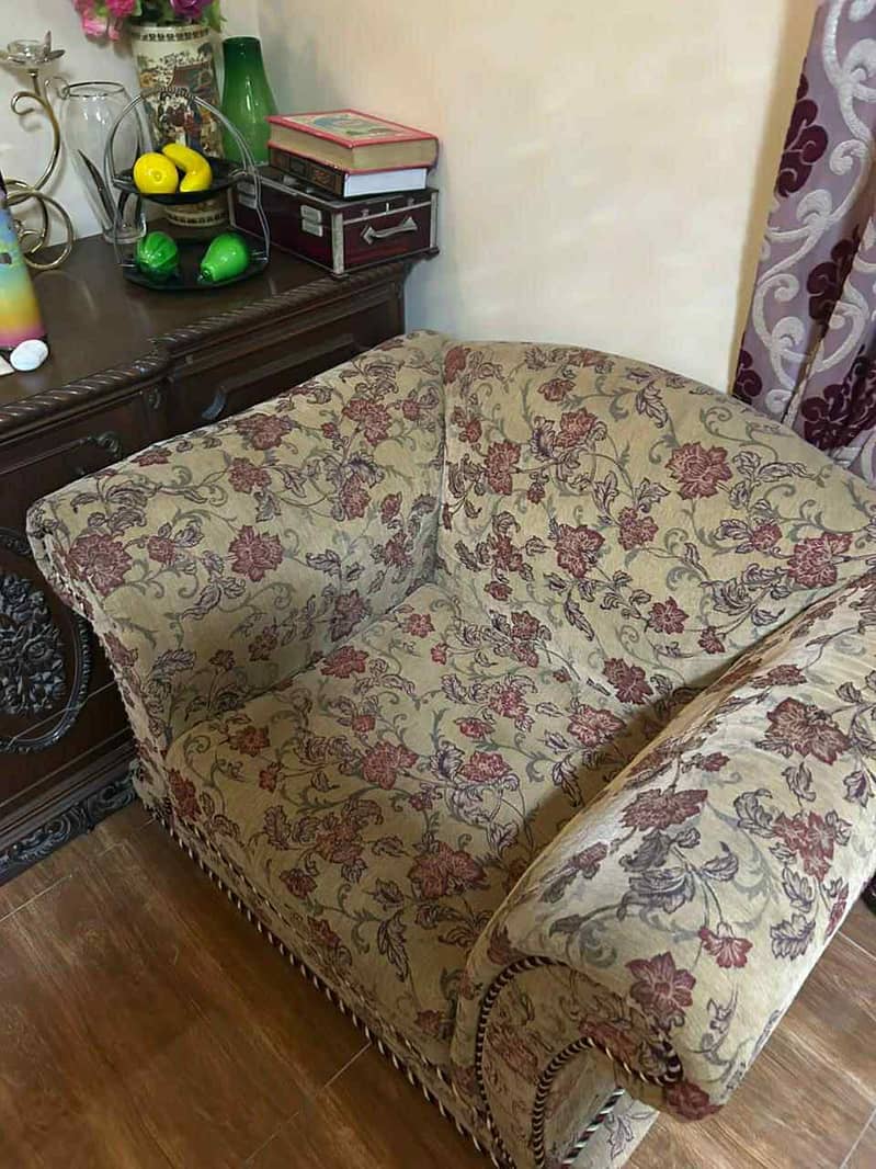 5 Seater Sofa 1