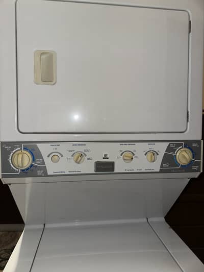 USA IMPORTED Frigidaire Electric Washer+Dryer Laundry Center combo