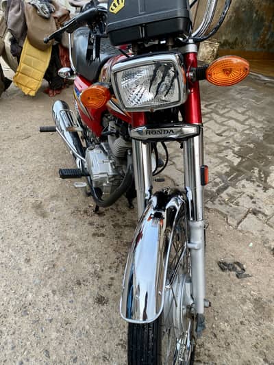 CG 125 Red Colour