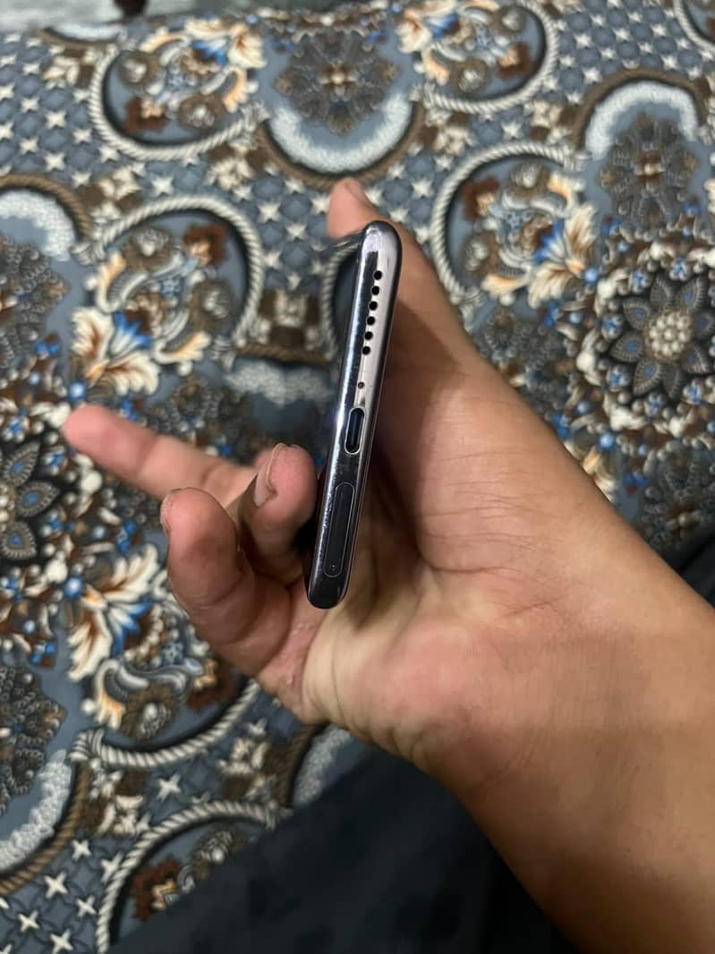 Xiaomi Redmi Note 14 Pro 5