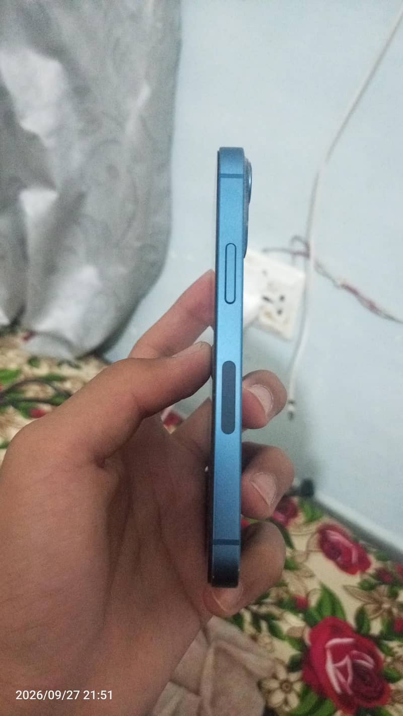 Apple iPhone 13 mini 2