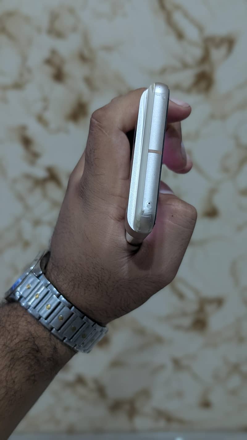 Google Pixel 8 1
