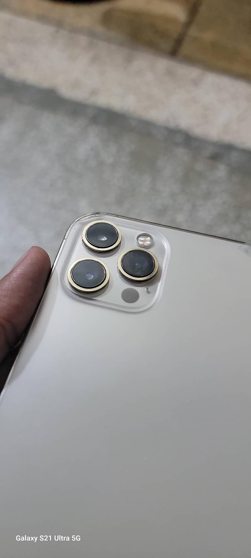Apple iPhone 12 Pro Max 4