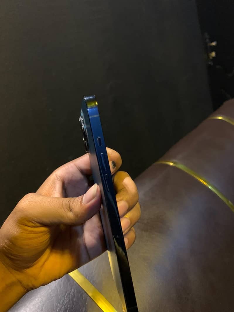 Apple iPhone 12 Pro Max 2