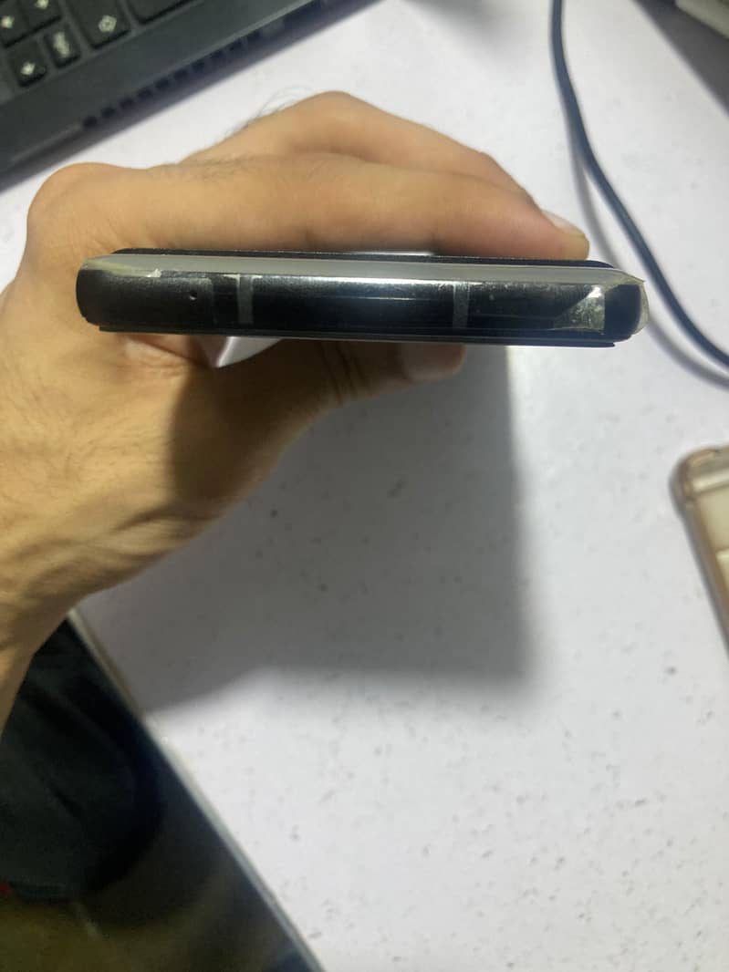 Google Pixel 6a 5