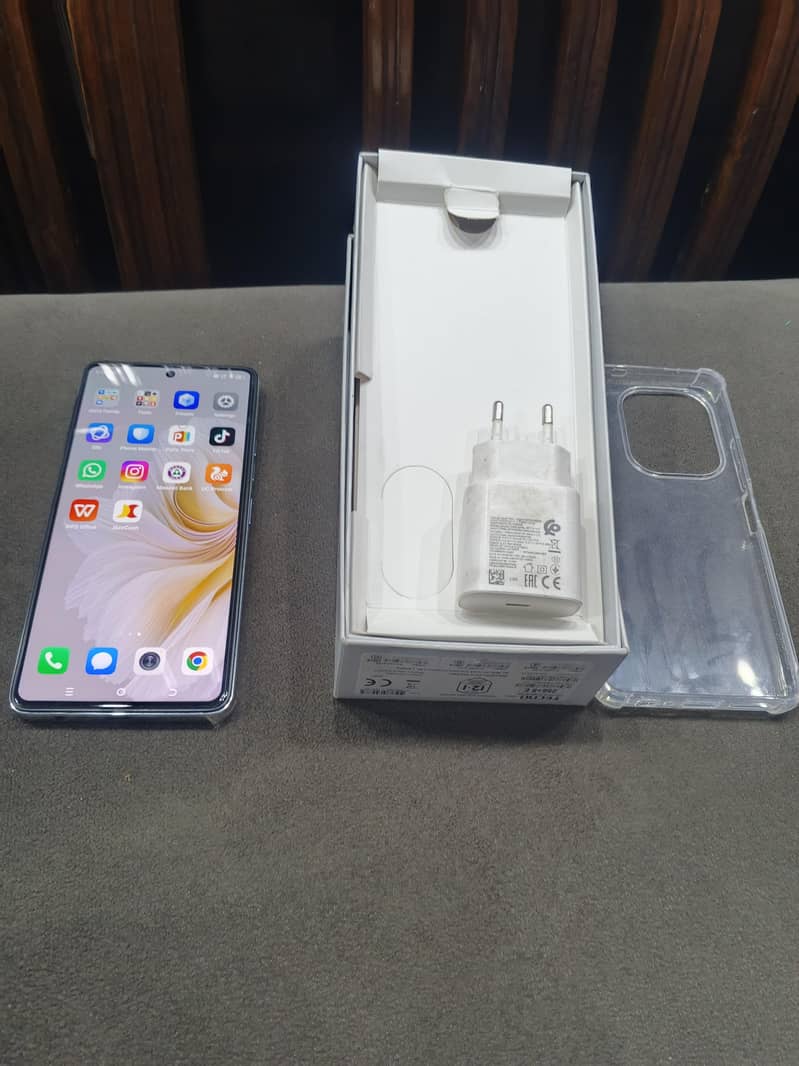 Tecno CAMON 20 1