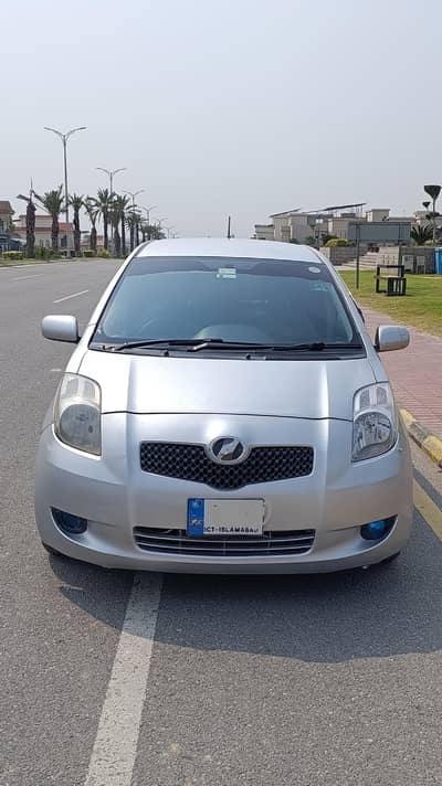 Toyota Vitz 2005