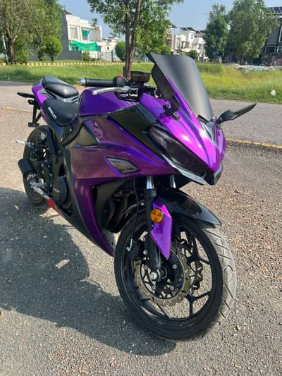Kawasaki ninja 400 cc dual cylinder heavy bike