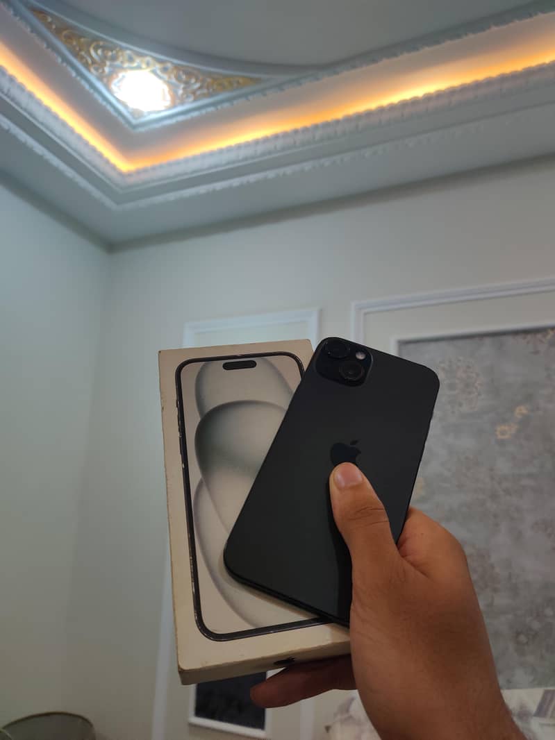 Apple iPhone 15 plus 0