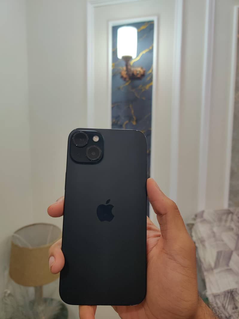 Apple iPhone 15 plus 2