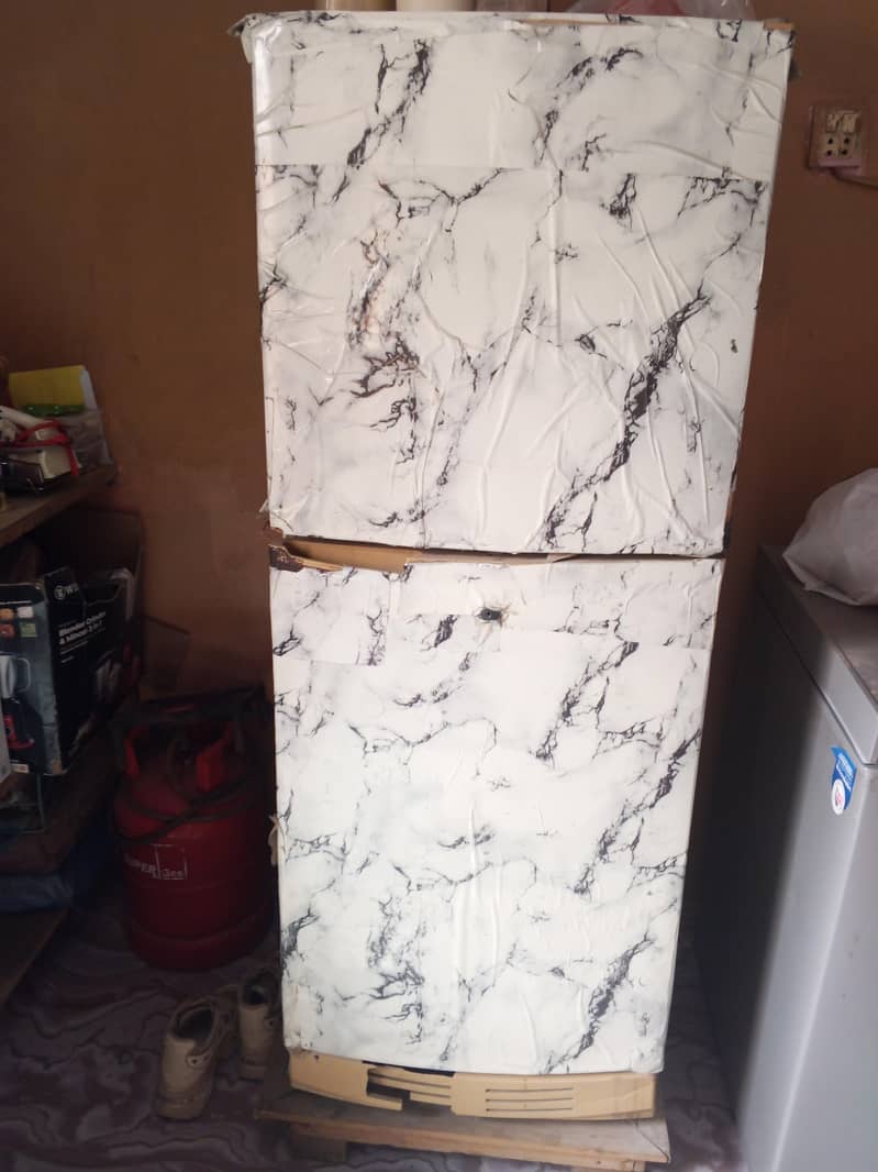 Refrigerator 1