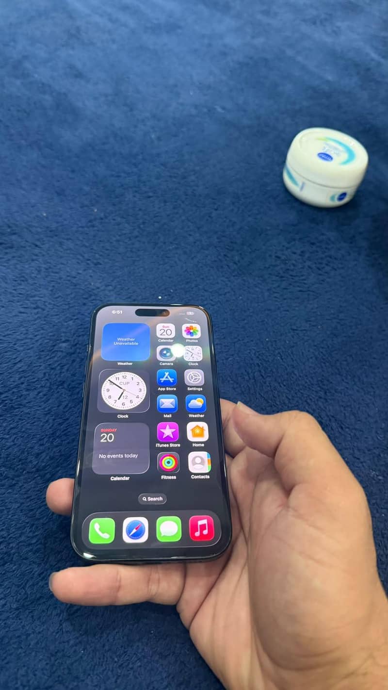 Apple iPhone 15 3