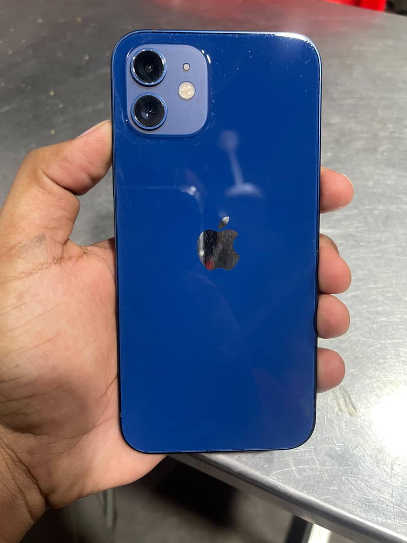 Apple iPhone 12 2