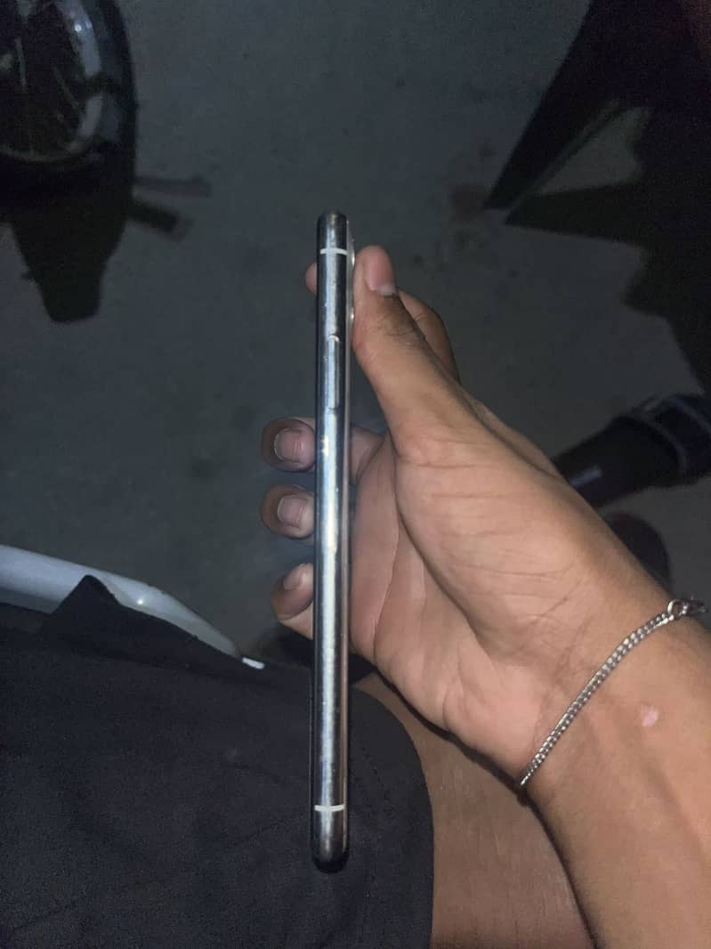 Apple iPhone 11 Pro Max 5