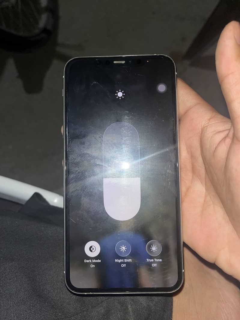 Apple iPhone 11 Pro Max 6