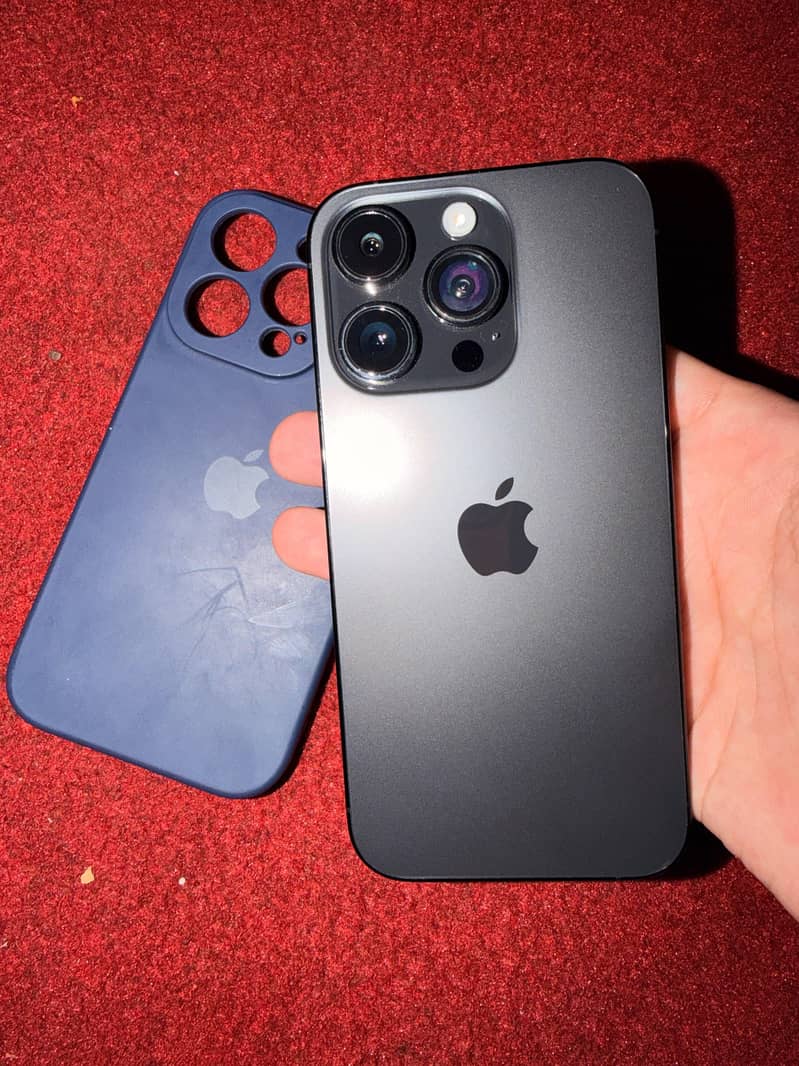 Apple iPhone 14 Pro 0